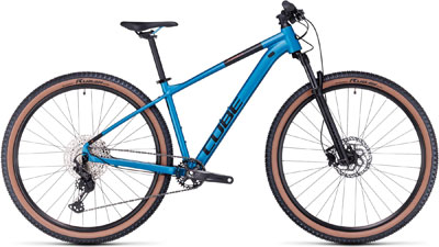 Vélo tout terrain Cube Attention SLX en bleu turquoise.