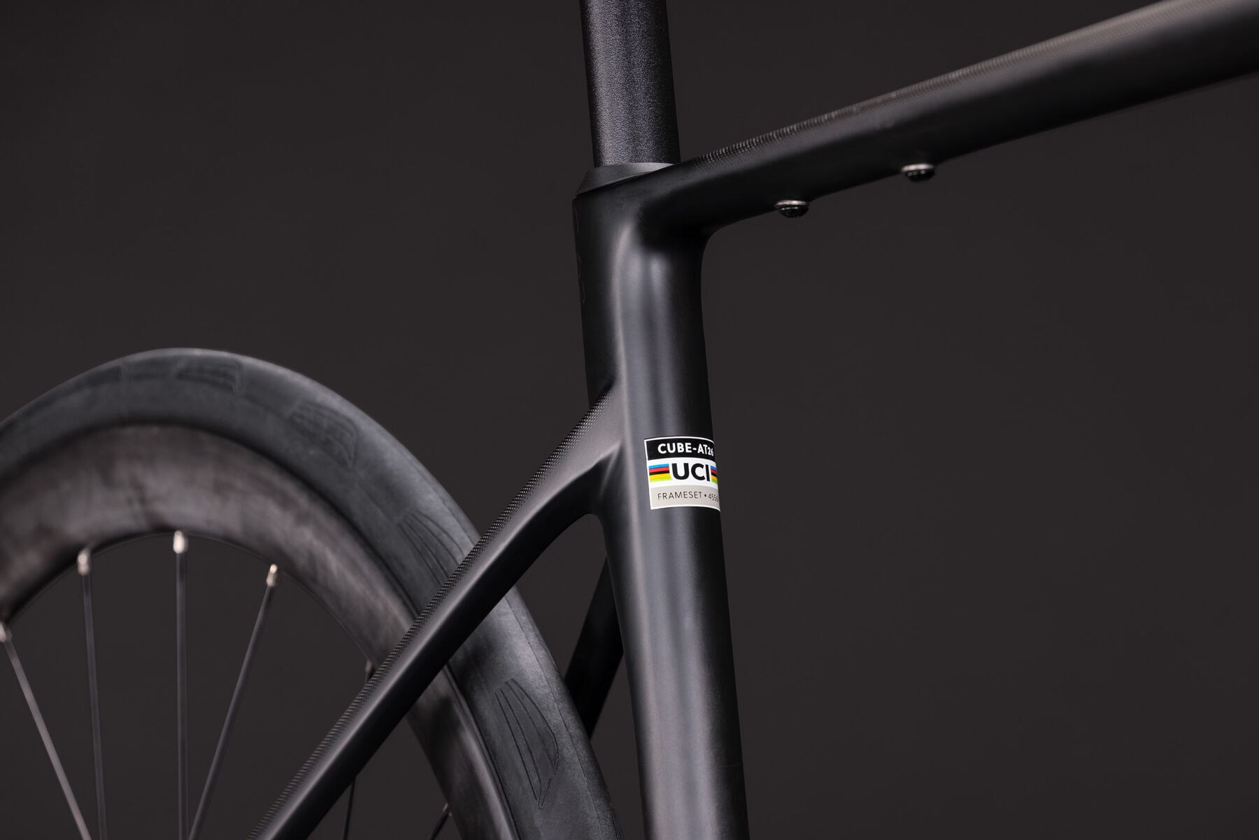 1131300-Cube-Attain-C-62-Race-carbon-n-coalchrome-2027-04