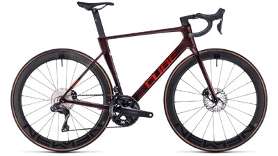Vélo de course Cube Litening AIR C:68X Race en rouge bordeaux.